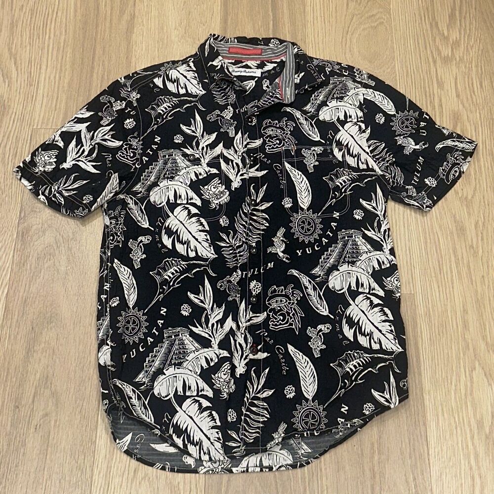 Tommy Bahama Yucatan Mexico Mayan Aztec Tulum Hawaiian Camp Shirt Mens S